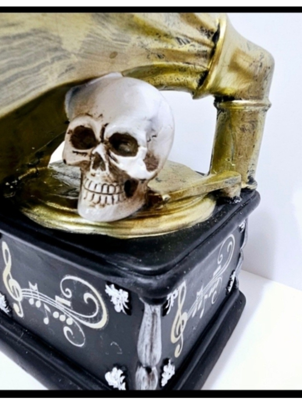 NWT Ashland Halloween Skull  Tabletop Decor Spooky Spider Web Phonograph